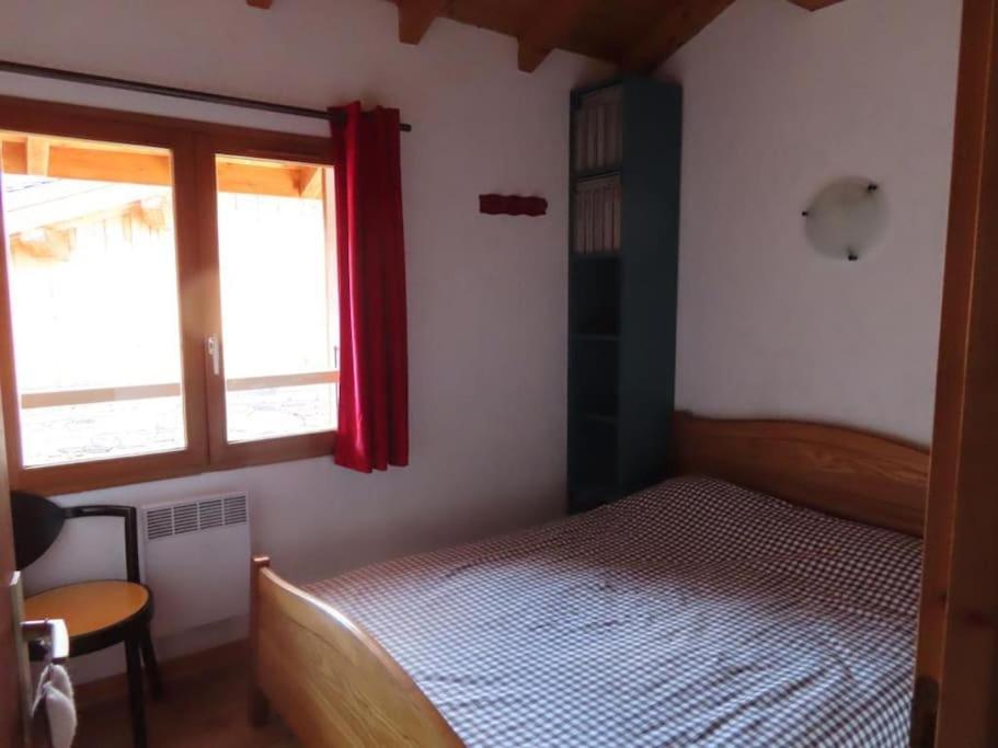 Authentique Maison De Village Savoyarde Сен-Мартен-де-Бельвиль Экстерьер фото
